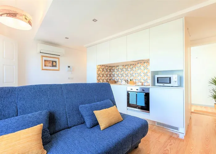 Sendme2portugal: Loureiro Apartmán *